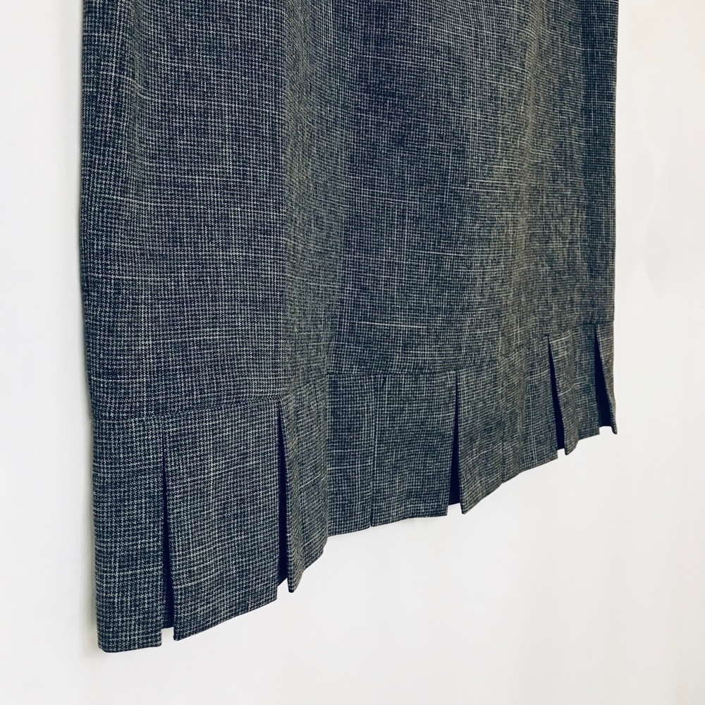 Evan-Picone box pleat hem skirt